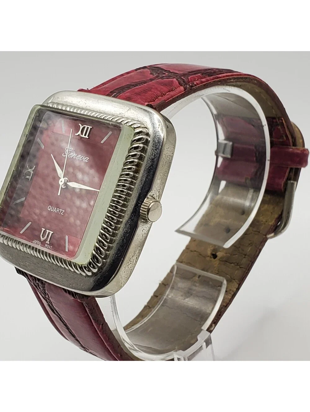 Geneva Womens Watch  40mm Red Dial Leather Band Square New Battery